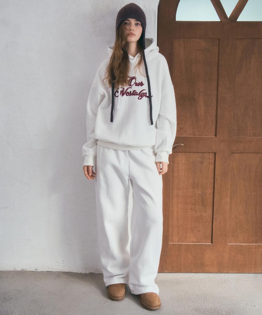 Aueonoseuteljia Petal Boucle Sweat Pants_Ivory(O25-Pt16)