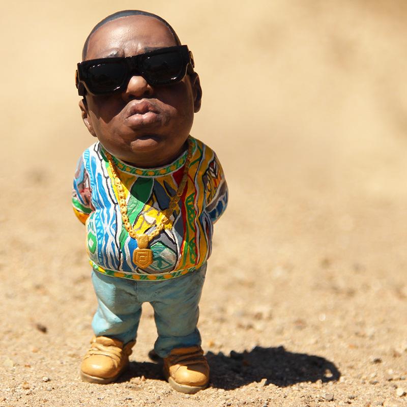 

Enjoyable Hip Hop Rapper Humorous Bro Figurine Model Resin Statue designed for Home Indoor Outdoor Sculptures Car Decoration Garden Ornaments Present