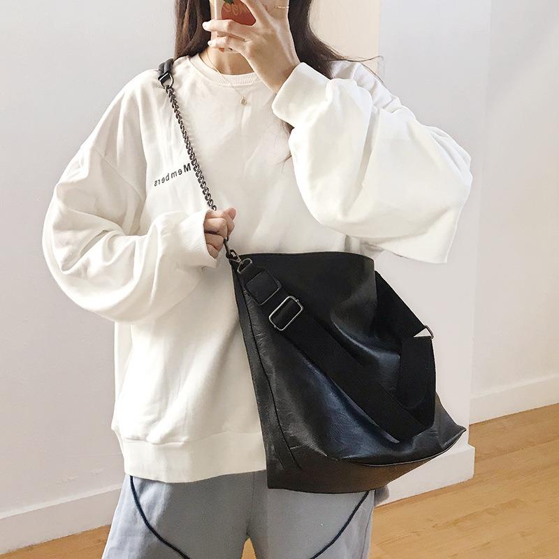 

Большая сумка женская новая модная простая студенческая вместительная сумка-тоут повседневная цепочка на плечо сумка-мессенджер чёрный