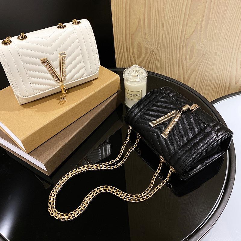 Retro fashion versatile shoulder women's bag twill fringed diamond decorative small square bag