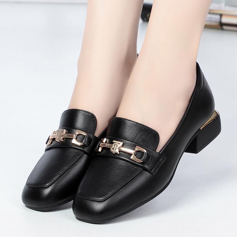 Fashion Loafers Women's 2024 Summer Style Breathable Soft Sole Comfortable Low-heeled Single Shoes One Kick  Small Leather Shoes Korean