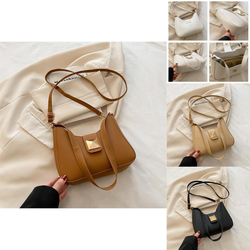 Simple Solid Color Gold Buckle Decoration Women Casual Shoulder Bag For Daily Use And Fashion