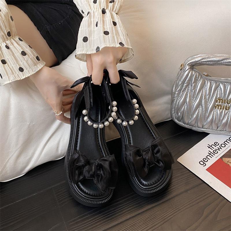 Pearl one-word buckle non-slip with skirt Roman shoes women's 2025 new summer muffin platform bow sandals