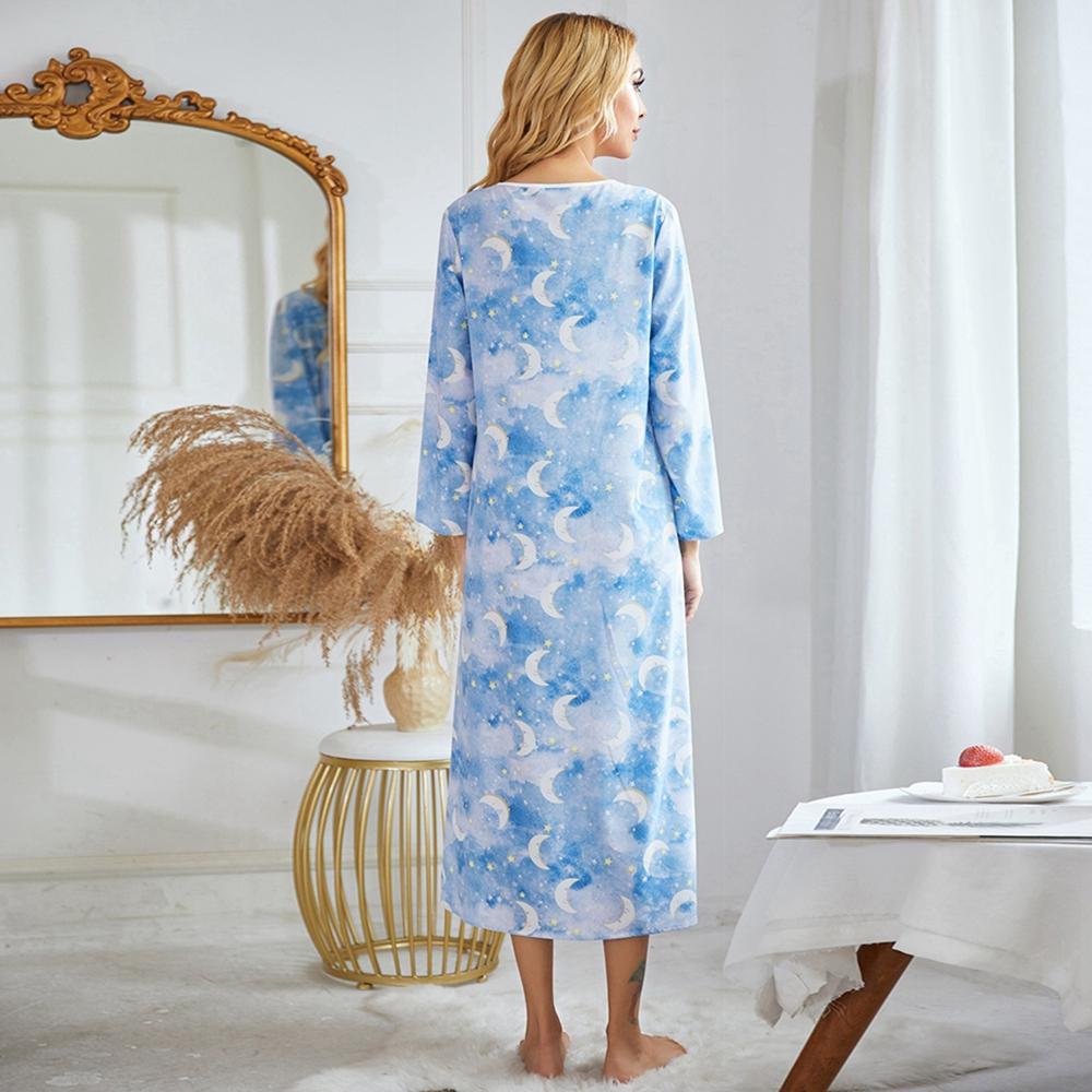 Dámská noční košile s dlouhým rukávem a potiskem