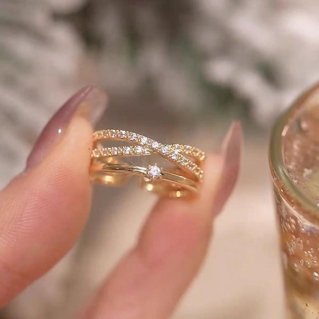 Full Diamond Multi-layer Interlocking Open Ring - Elegant and Luxurious Women's High-end Design, Small-scale and Unique Style Finger Ring