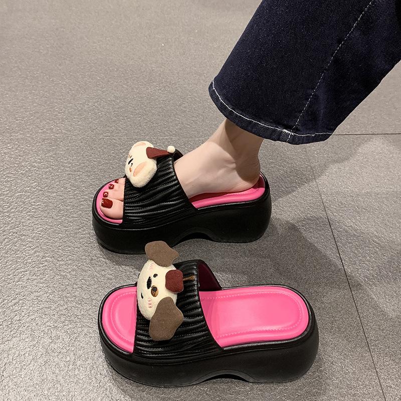 Cartoon cute slippers women thick-soled outer wear 5 spring new fashion Internet celebrity height increase one word cool slippers