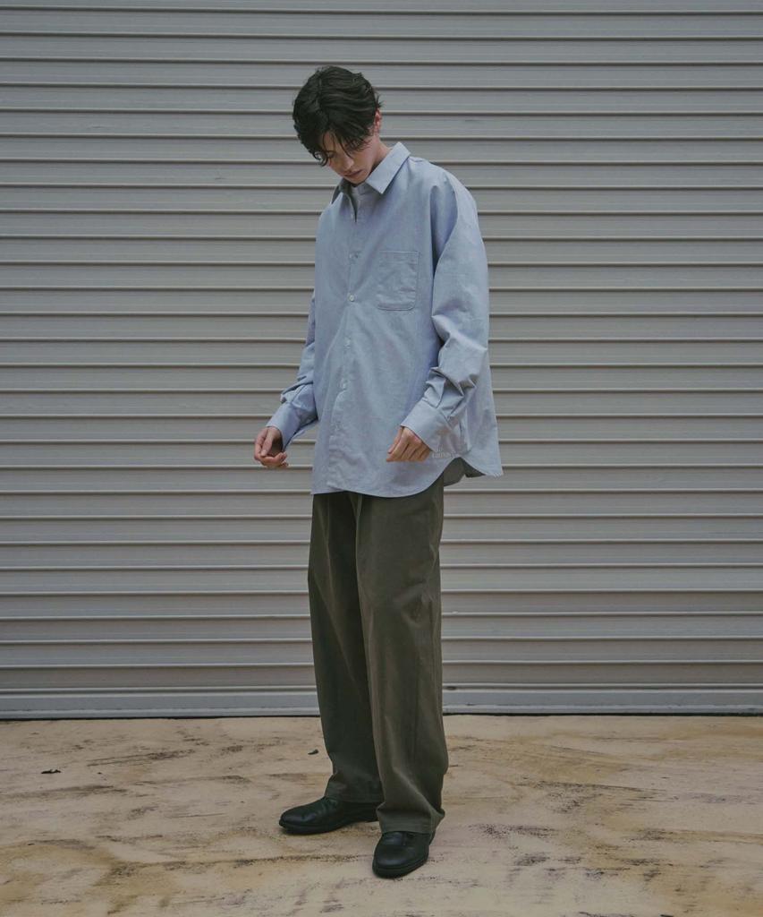 Ladeuedisyeon Belted Pintuck Chino Pants_Khaki