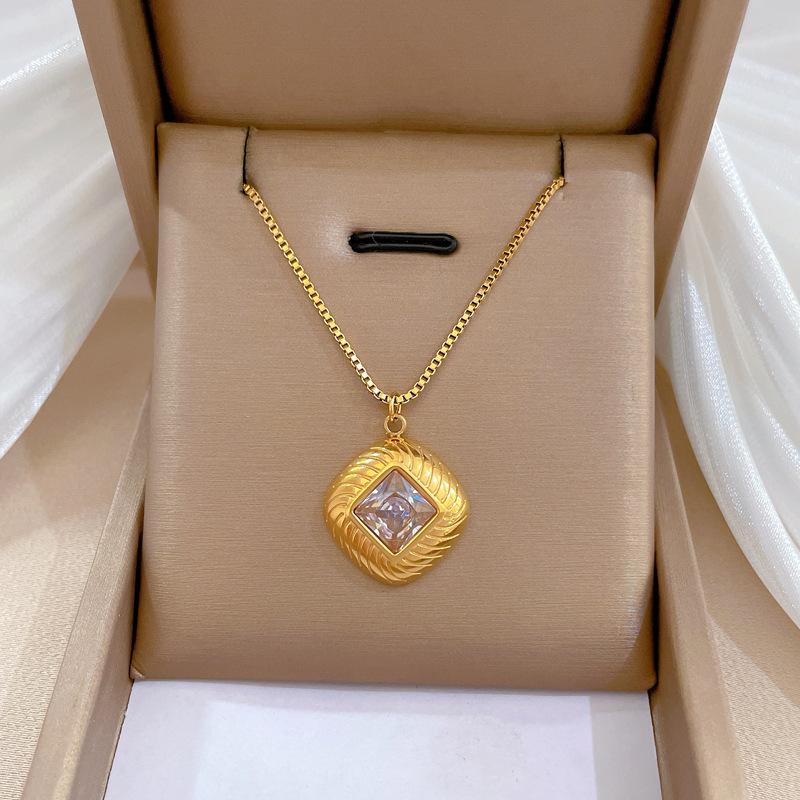 Geometric Planet Personality Minimalist Wind Furnace Real Gold Necklace Female Collarbone Chain