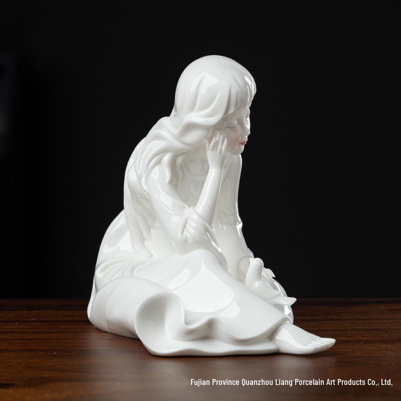 Chinese Classical White Porcelain Lady Figurine for Home Decor