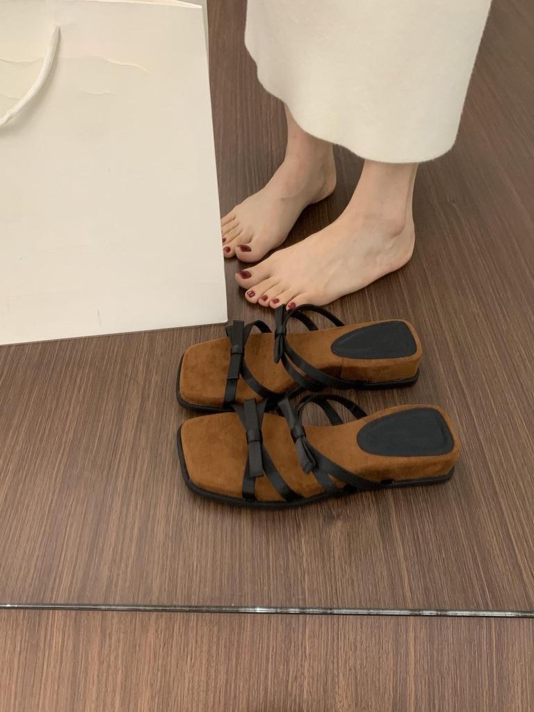 French thick-soled bow with open-toed square head slippers for women's summer wear, not tired of feet, small slope heels, beautiful sandals