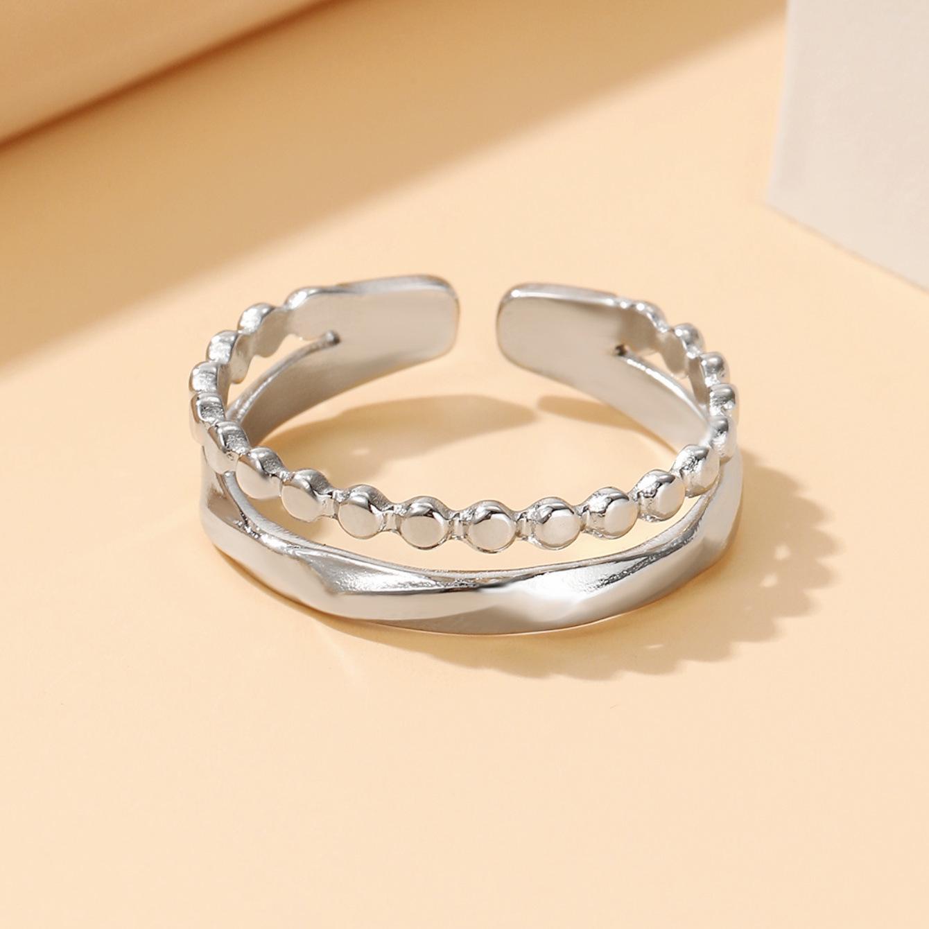 Stainless Steel Irregular Faceted Metal Ring with Fashionable Round Bead Chain