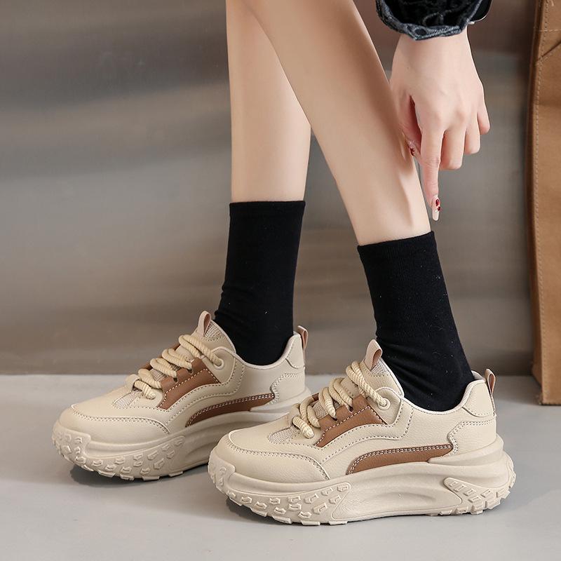 Podzimní malé bílé boty nová korejská verze ins sportovní běžecké studentky silné podrážky zvyšují výšku ležérní streetový styl JC