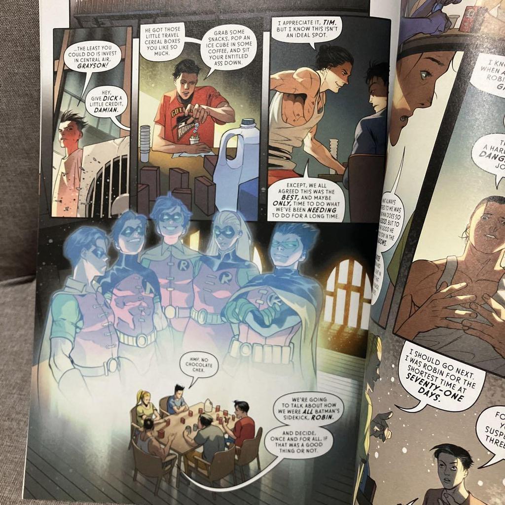 [USED] Robins 1 Batman Nightwing Red Hood Robin Batgirl