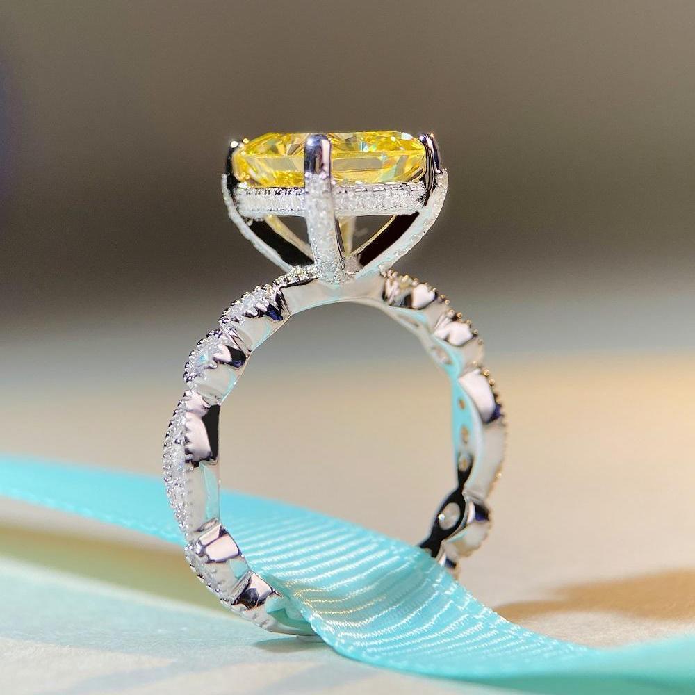 Princess Square S925 Sterling Silver Ring with Yellow Four-Claw Diamond - European & American Style, Non-Fading
