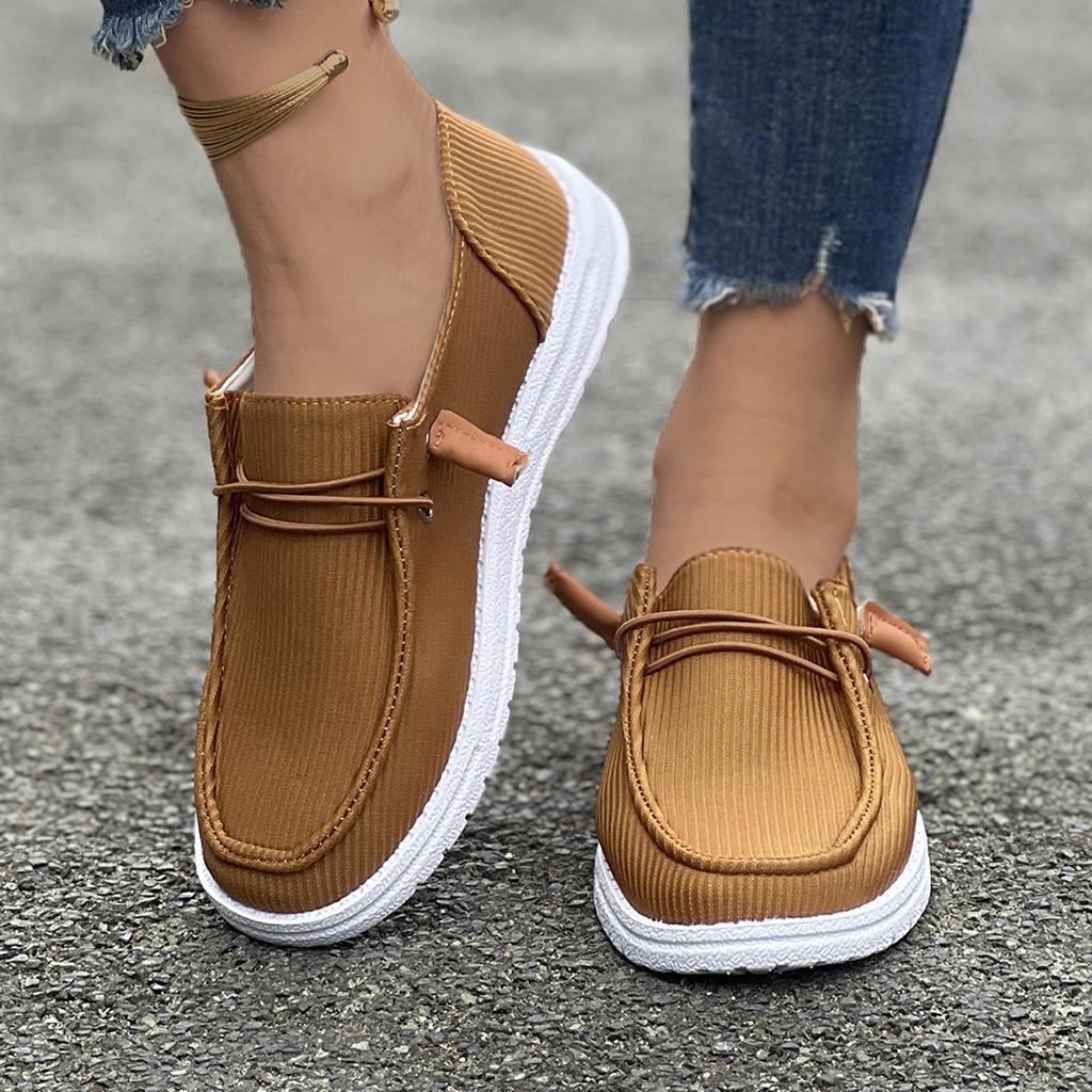 Spring and Autumn New European and American Flat Footed Low Top Le Fu Shoes Women's Single Shoes