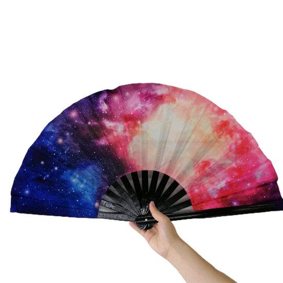 Skládací ventilátor Robustní vějířová kost s vynikajícím vzorem Jasná barva zářící ve tmě Festivalové představení pro párty
