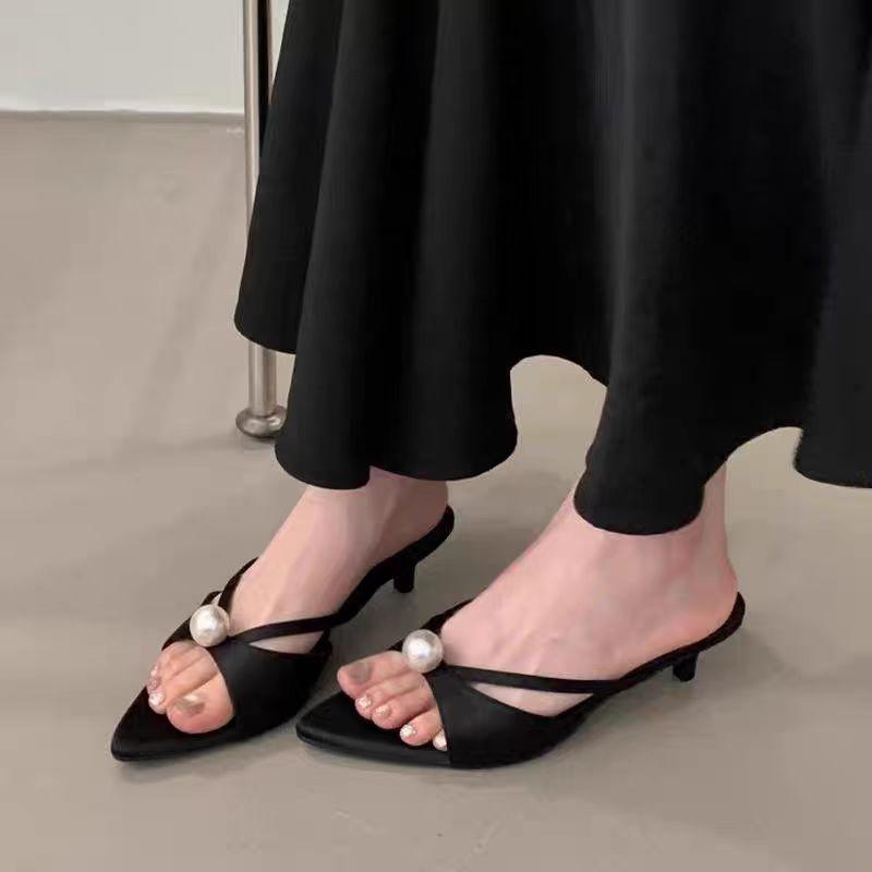 

Новые Популярные Женские Шлепанцы на Высоком Каблуке Дизайнерские Босоножки на Каблуке Элегантная Обувь Женская Летняя Тенденция Вьетнамки Повседневные Шлепанцы 40 чёрный