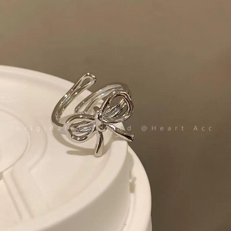 Irregular Bow Ring for Men and Women, Light Luxury, Simple Sweet and Cool Style, Open Index Finger Ring, Fashionable and Personalized Couple Ring
