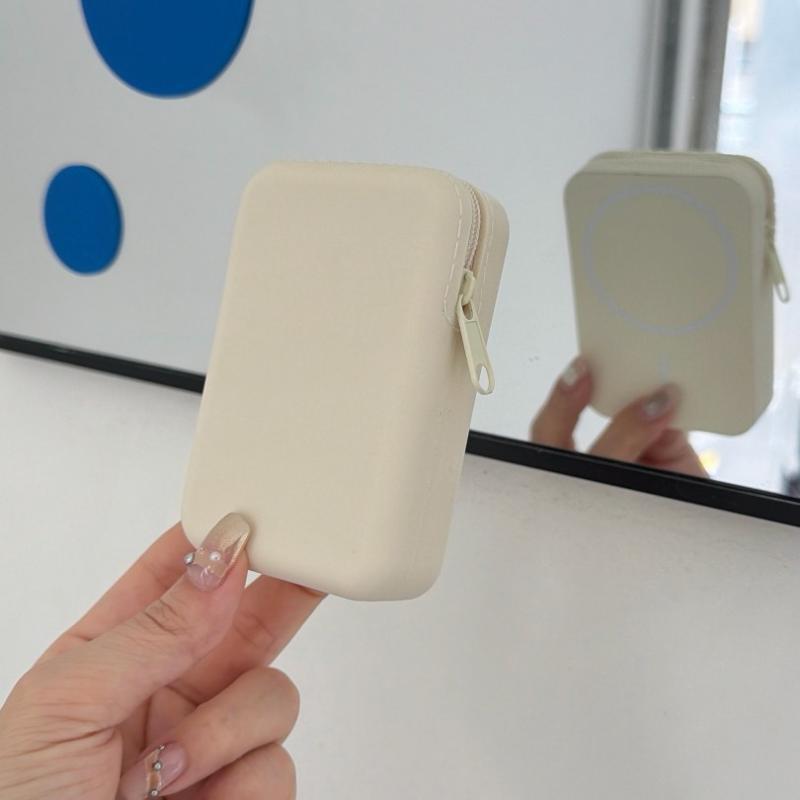 Lightweight Coin Purse Phone Holder Silicone Magnetic Wireless Charging Stand Case for Outdoor Camping Phone Support