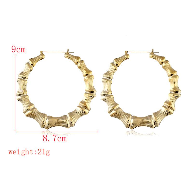 Women Round Alloy Earrings Fashionable Geometric Big Hoop Earrings Lady Ear Jewelry Ornaments