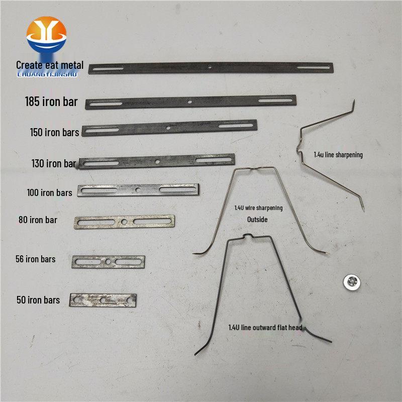 Приспособление для пробивки квадратной трубы: Подвесная стойка из железной полосы и зажим-булавка для шаблона