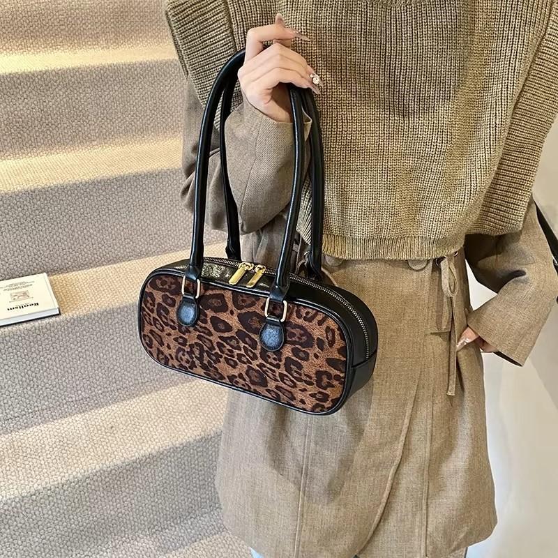 Small Leopard   Leather Tote Bags for Women New Autumn Winter Vintage Trend Korean Fashion Luxury Bags