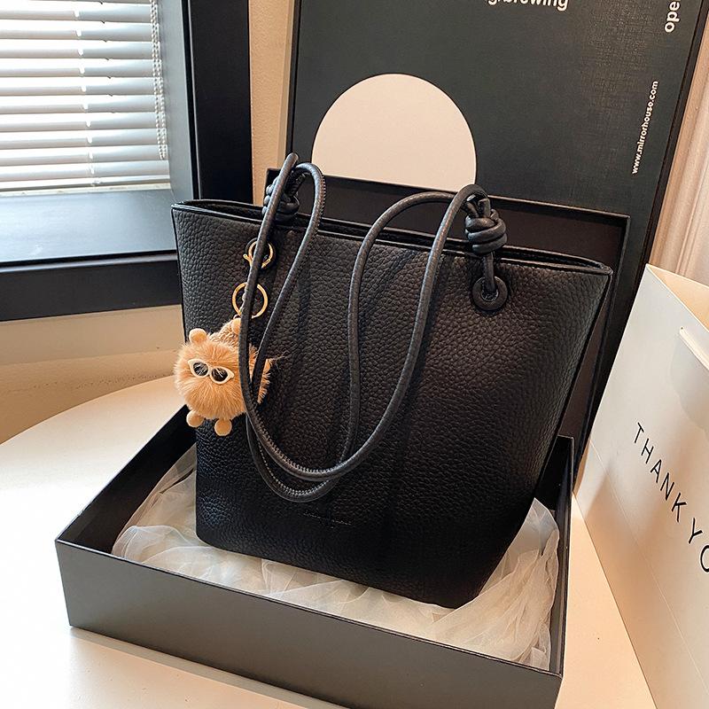 

Универсальная Премиум Текстура Иностранный Стиль Портативная Сумка-Мешок Посыльного Ретро Простая Модная Сумка-Тоут чёрный