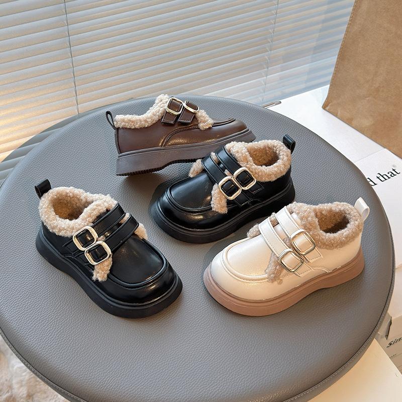 Girls Fleece Lined Low Top Casual Shoes With Bow Velcro