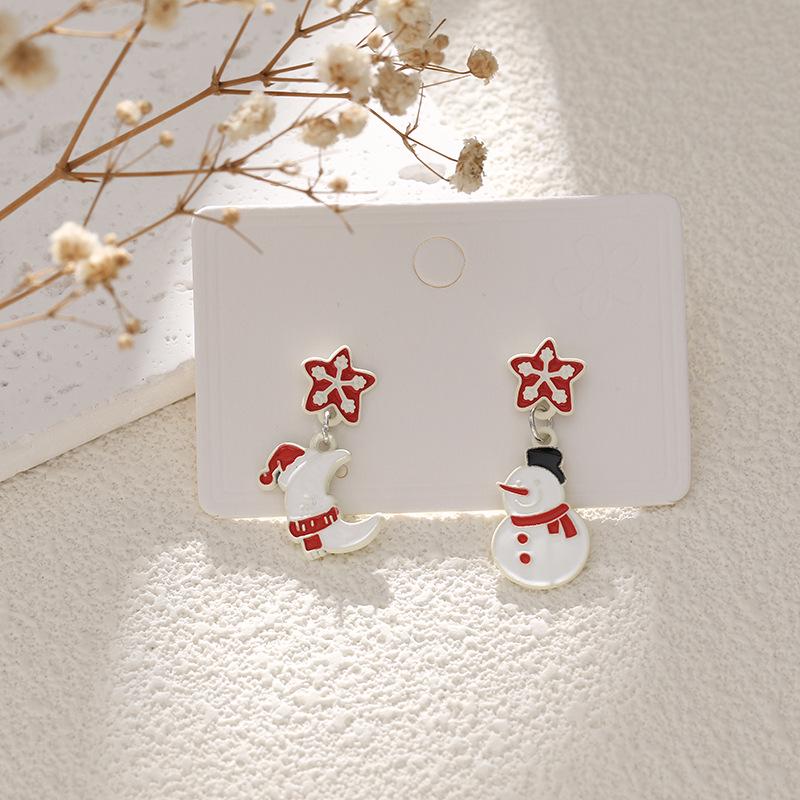 European & American Cartoon Rhinestone Christmas Earrings – High-End Asymmetrical Festive Jewelry for Women