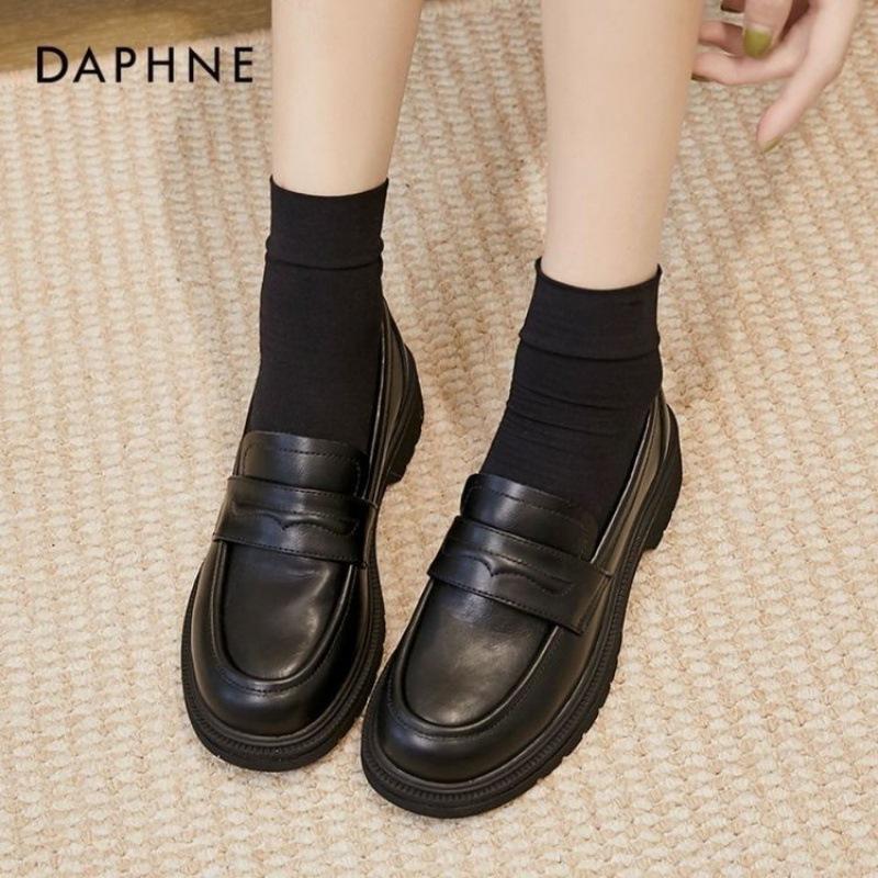 Antislip schoenen platform kleine leren schoenen dames Britse stijl nieuw comfortabel retro zwart loafers zacht leer enkele schoenen