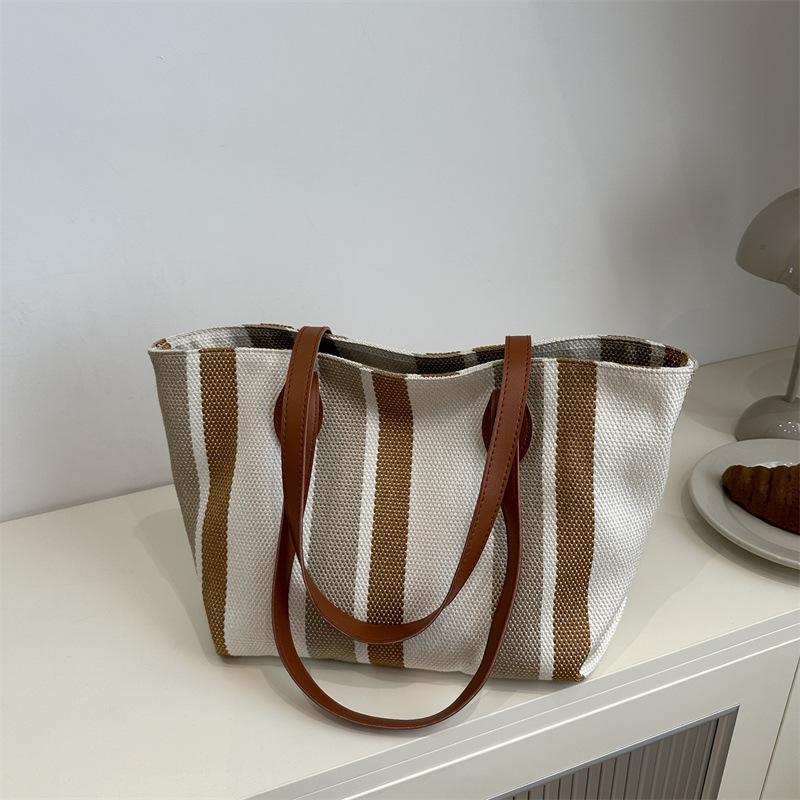 Literary Canvas Bag Women'S Early Autumn Fashion Casual Tote Bag Trend Messenger Bag