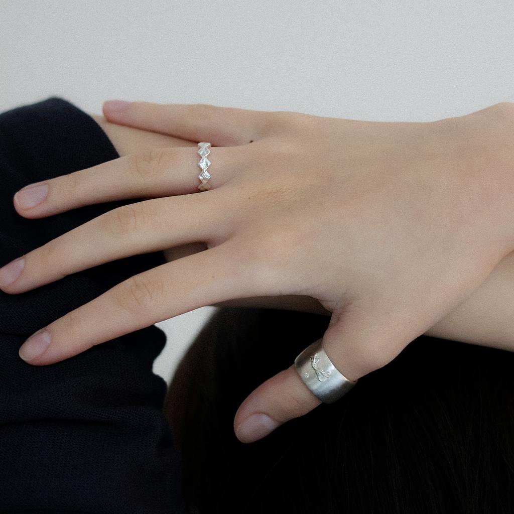 Idusum Argyle Open Ring (Thin)