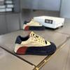 European station men's shoes autumn tide brand versatile Internet celebrity explosion sports and leisure men's inner height-increasing thick-soled 