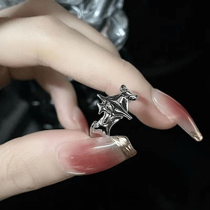 Dark Style Niche Starry Ring, Men's and Women's Fashionable Light Luxury Neutral Style Index Finger Ring, Irregular Star Opening Ring.