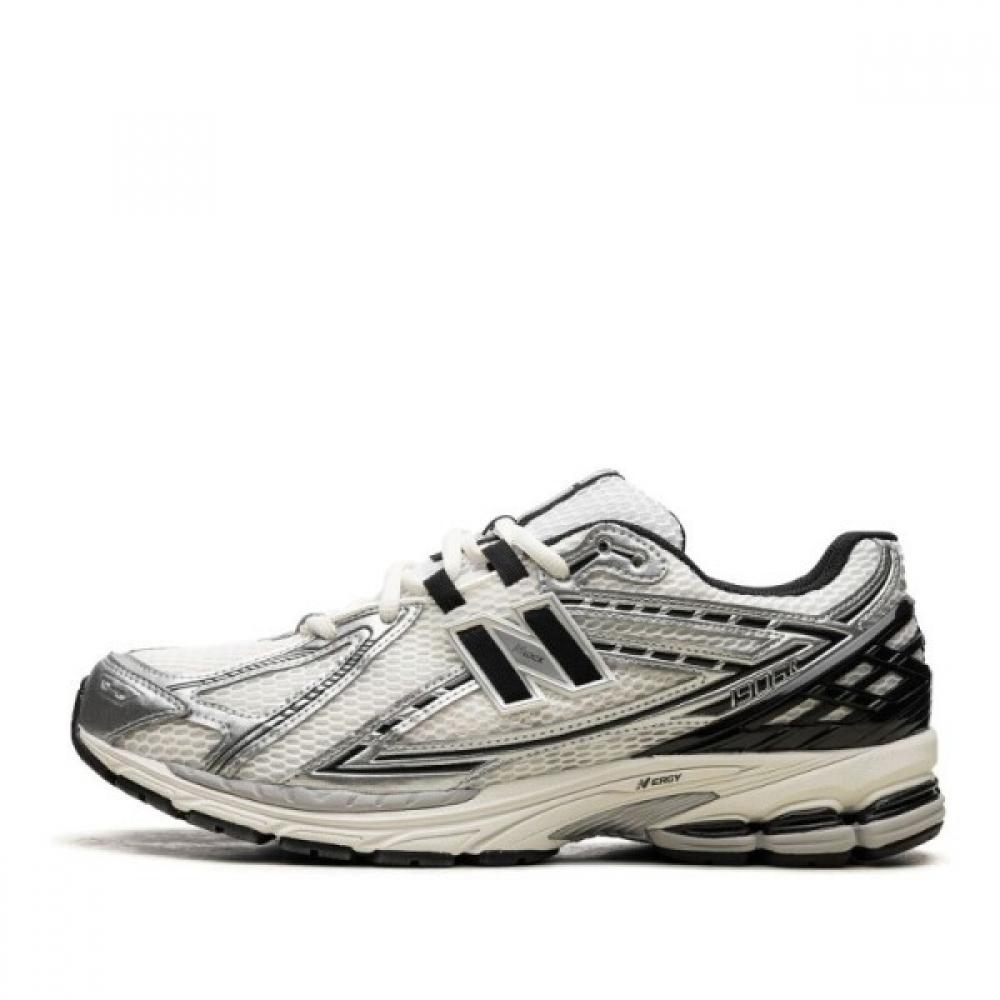 New Balance Breadable Lightweight Cushioning 1906r Sneakers M1906rerd Whites