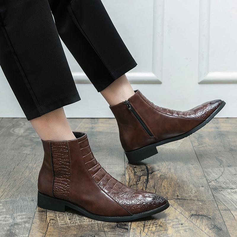 Fashionable Men's Crocodile Embossed Ankle Boots Pointed Toe Design Lightweight Walking Ideal for Casual Semi formal Occasions
