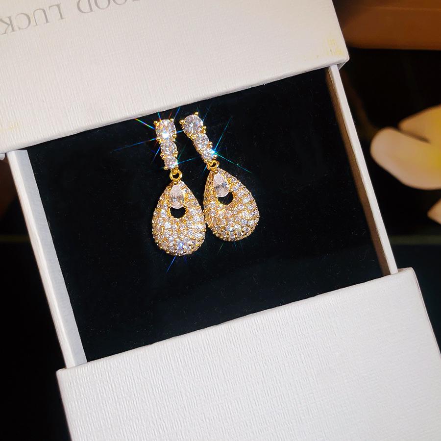 18k Gold-Plated Zircon Water Drop Stud Earrings - Light Luxury, Unique Design, High-End Jewelry for Women