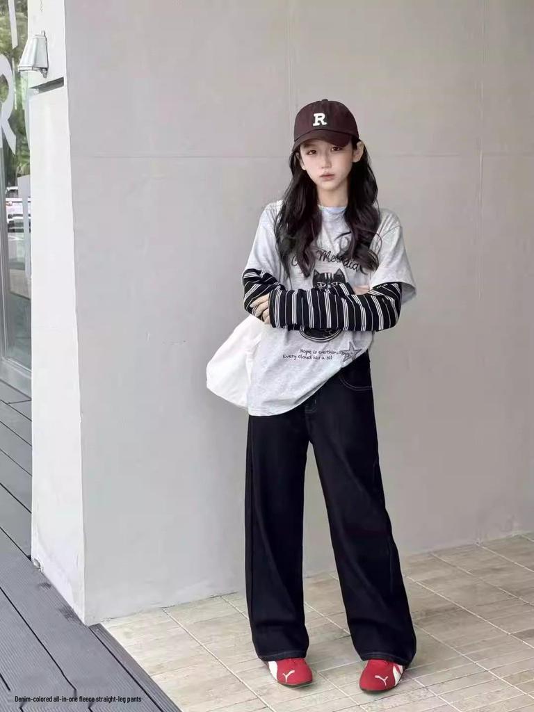 Unisex Wide-Leg Velvet Jeans with Cherry Embroidery for Girls - Loose Fit, Solid Color, Ideal for Middle and Older Children