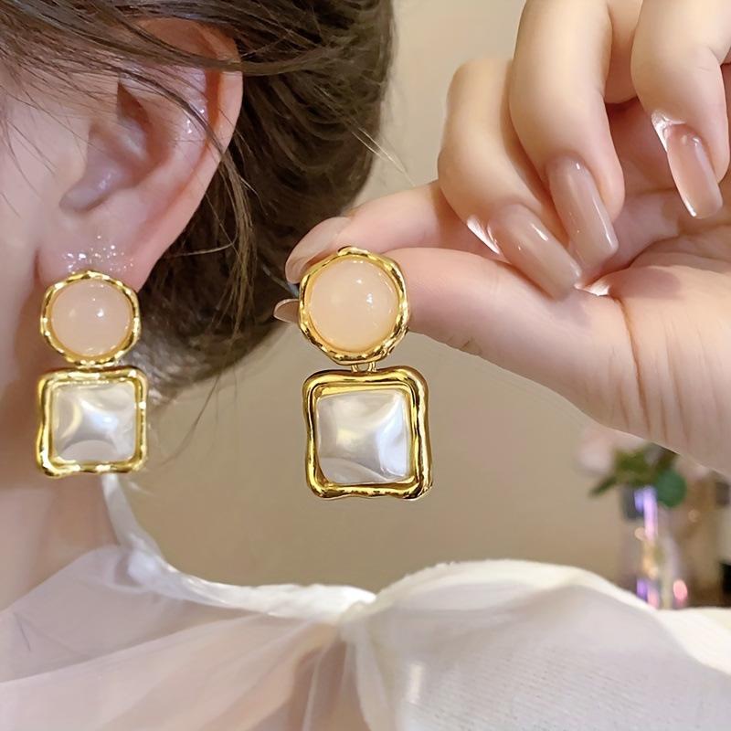 Silver Needle Simulation Camellia Stud Earrings French Retro Elegant Earrings Personalized Fashion Versatile Earrings Niche High Sense