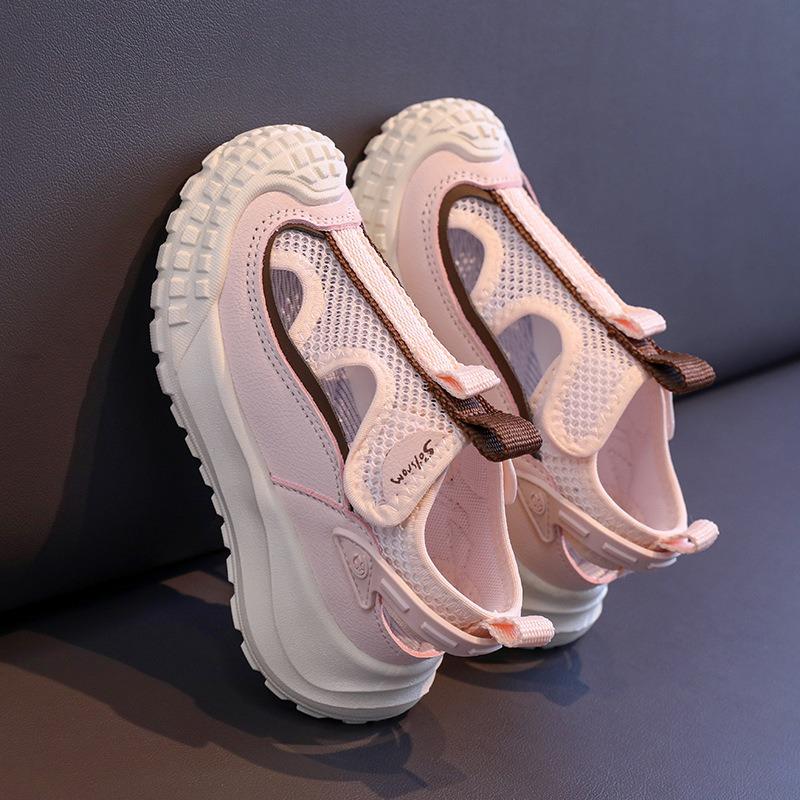 New summer outdoor casual sports sandals, hollow breathable mesh shoes for girls