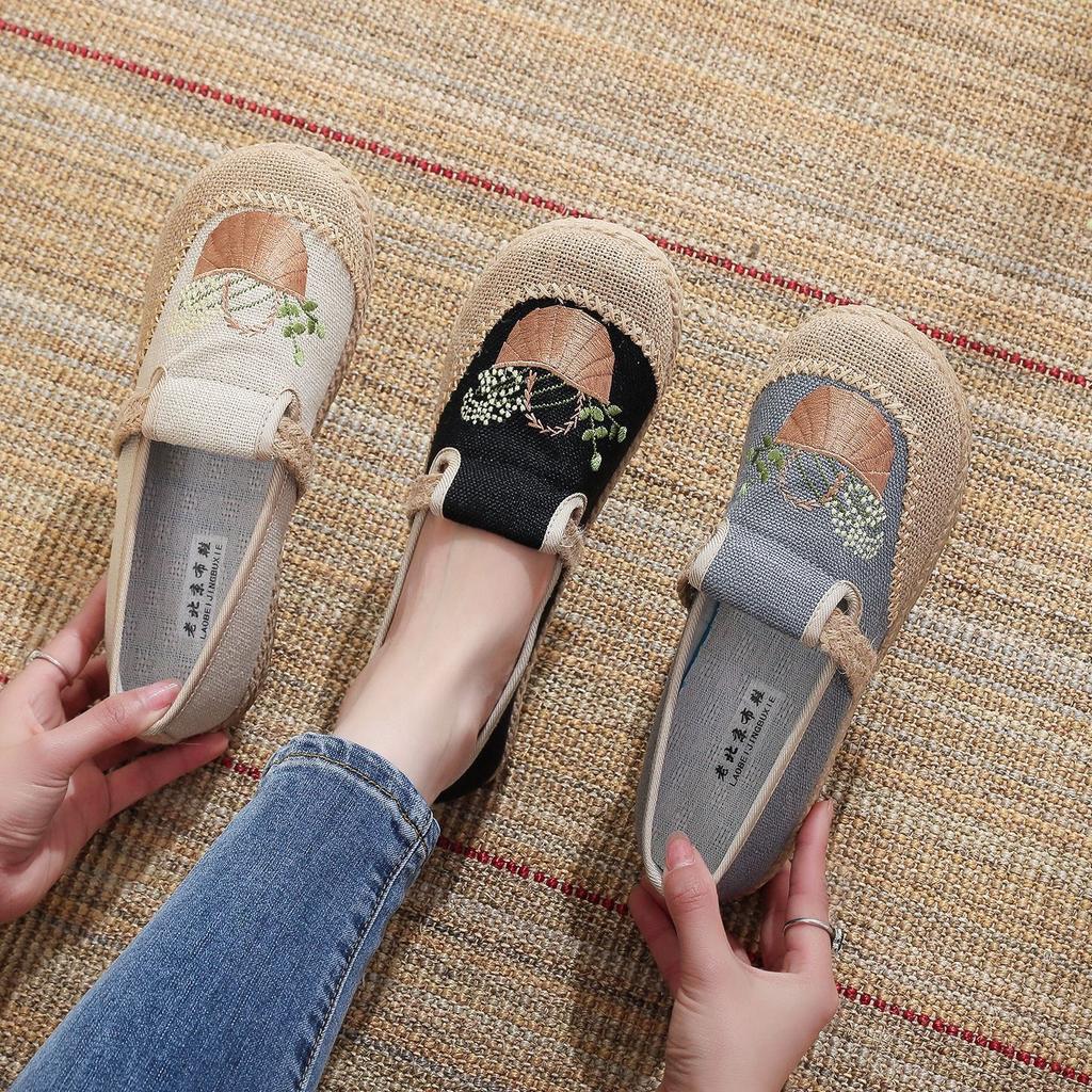 Processing Custom Old Beijing Cloth Shoes Women's Linen Ethnic Style Canvas Shoes Round Head Flat Bottom Lightweight Soft Sole Mother Shoes