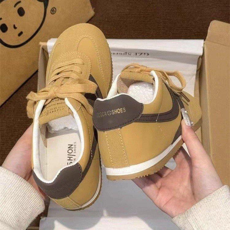 Beliebte Retro-Leder-deutsche Trainingsschuhe, trendiges Mädchen 2025 neu, Herbst, flachsohlige Sport- und Freizeitschuhe für Studenten mit Schnürsenkeln, Damen