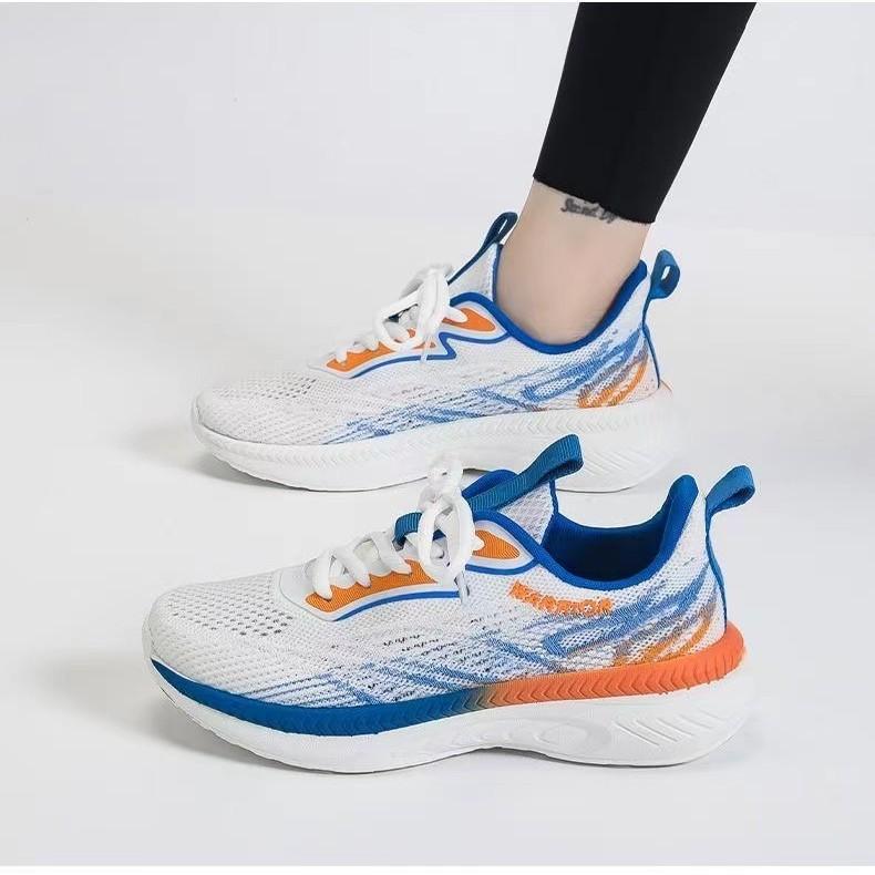 Spring New Sports Shoes Women's Ins and Dad Shoes Fly-woven Mesh Breathable Women's Shoes Light and Fashionable Break