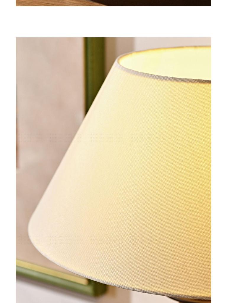 French Mid-Century Style Wabi-Sabi Wooden Bedside Table Lamp - Retro Designer Bedroom/Study Atmosphere Light