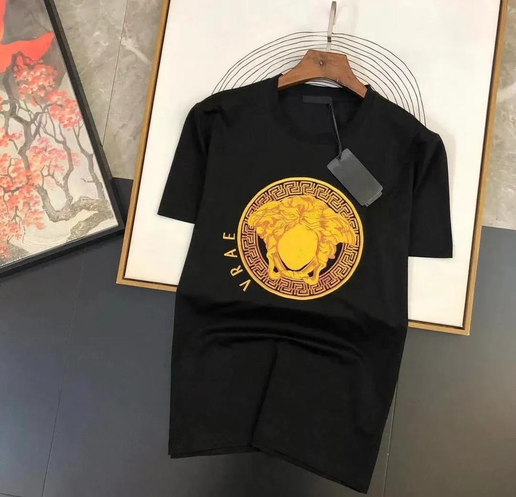 T-shirt di lusso firmate Estive alla moda Per Uomo Donna T-shirt Top Lettera T-shirt in Cotone Manica Corta Vestiti di Alta Qualità T-shirt da Uomo Asiatico Si