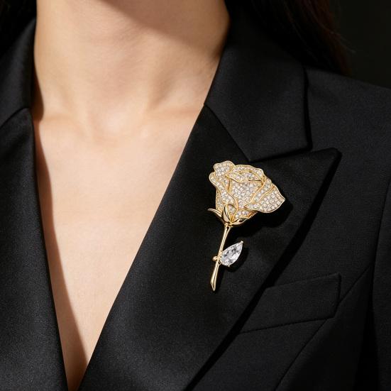 Rose Brooch with Diamonds Dazzling Alloy Lapel Pin Fade Resistant Exquisite Flower Pin for Daily Wear And Holiday