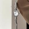 Goldie Dial Fashionable And Elegant Watch Leopard Head Bracelet Light Luxury Simple High-Value Diamond-Encrusted Quartz Watch