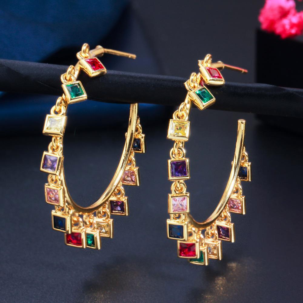

Fan Exaggerated Large Circle Copper Gold-Plated Zircon Earrings Famous Wind Fringed Earrings C-Shaped Earrings