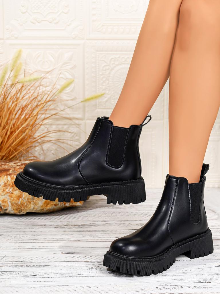 New Leather Platform Chelsea Boots Women Fashion Slip On Ankle Boots Non Slip Thick Sole Short Booties Mujer Plus Size 42