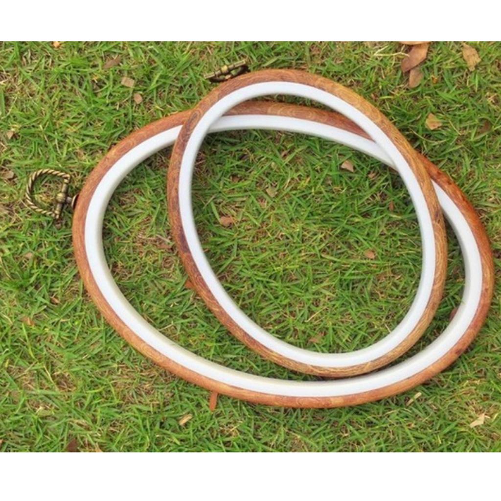 

Oval Embroidery Hoop Frame Adjustable Sewing Tool for Cross Stitch Projects Beginner Craft Kit Accessory 12x15cm